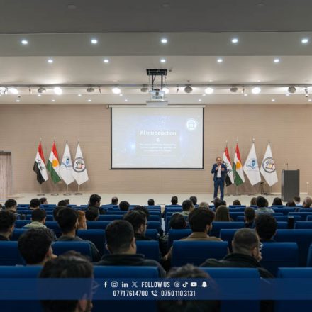 PU107669 Komar University Hosts Workshop on AI and Future Minds